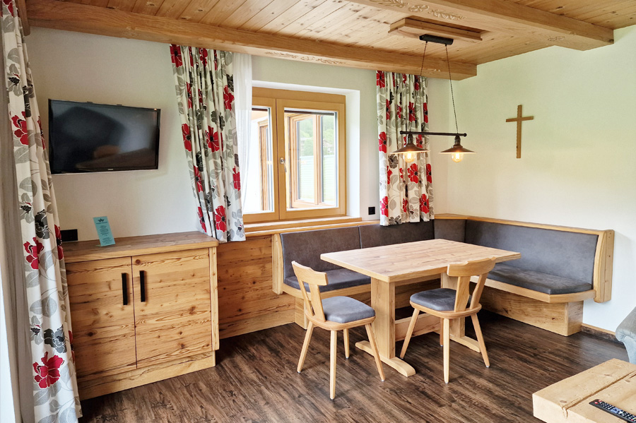 appartement-hofer-ellmau-apart-gruene-wiese-01
